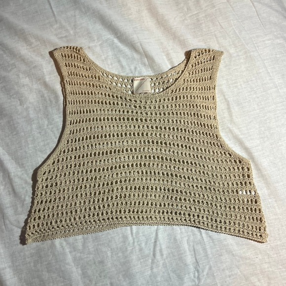 Kerisma Tops - KERISMA Beige‎ Crochet Knit Sleeveless Crop Top Women's S M